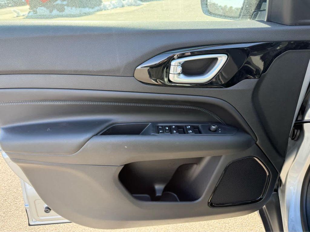 new 2026 Jeep Compass car, priced at $35,000