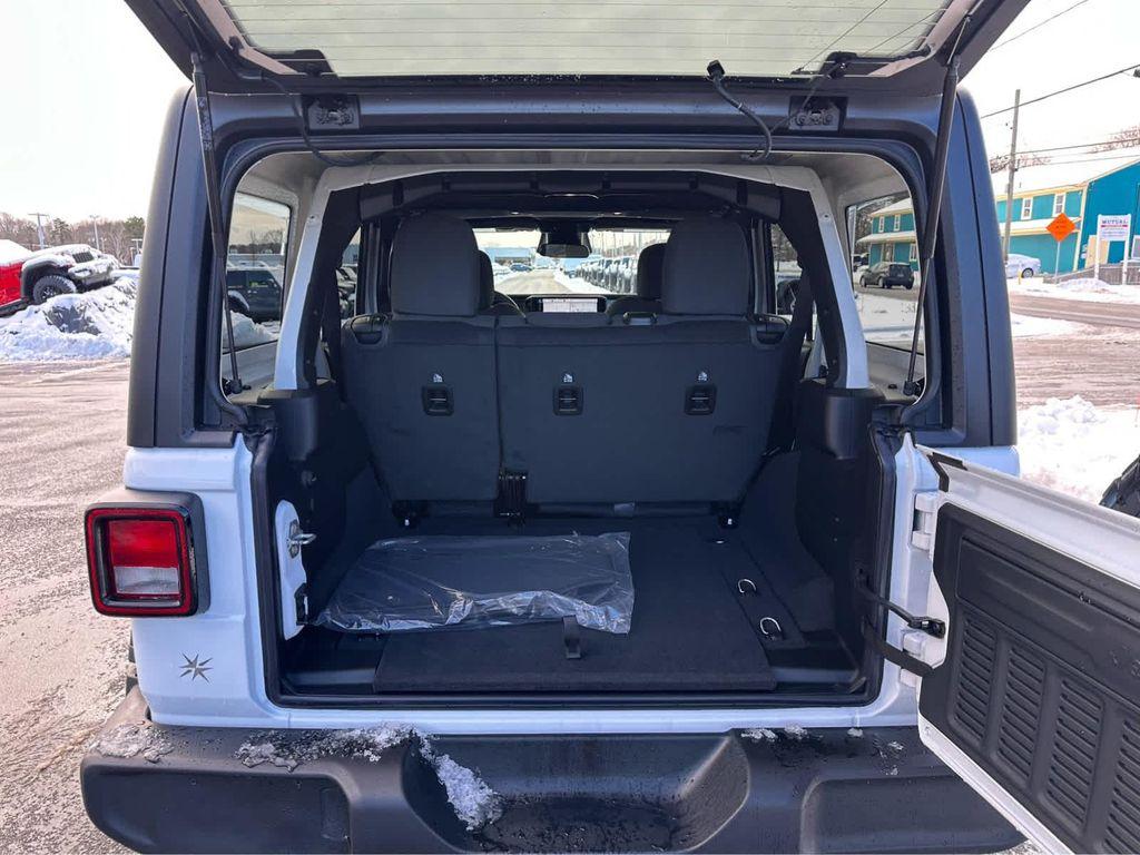 new 2026 Jeep Wrangler car, priced at $46,000