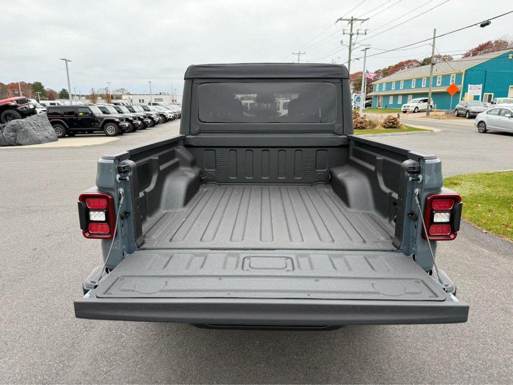 new 2026 Jeep Gladiator car, priced at $48,000
