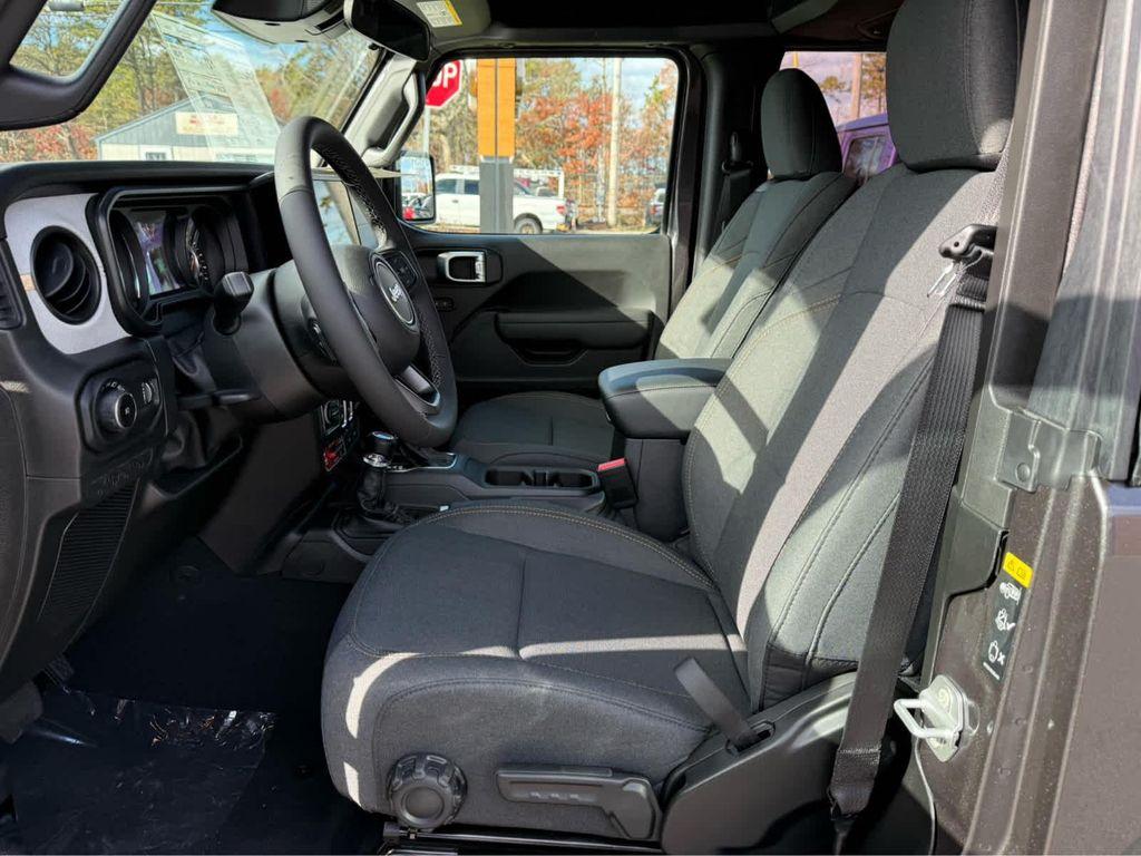 new 2026 Jeep Wrangler car, priced at $46,000