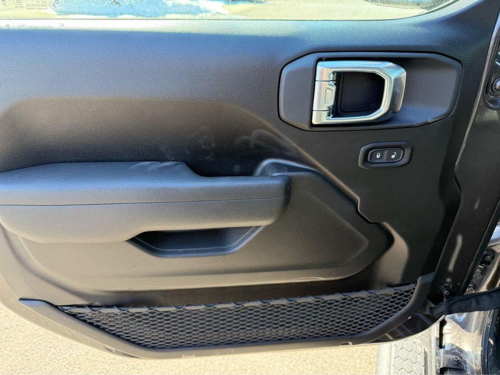 new 2026 Jeep Wrangler car, priced at $41,700