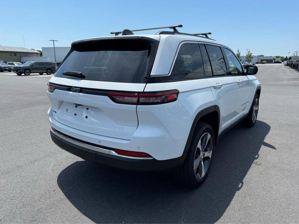 used 2022 Jeep Grand Cherokee 4xe car, priced at $26,975