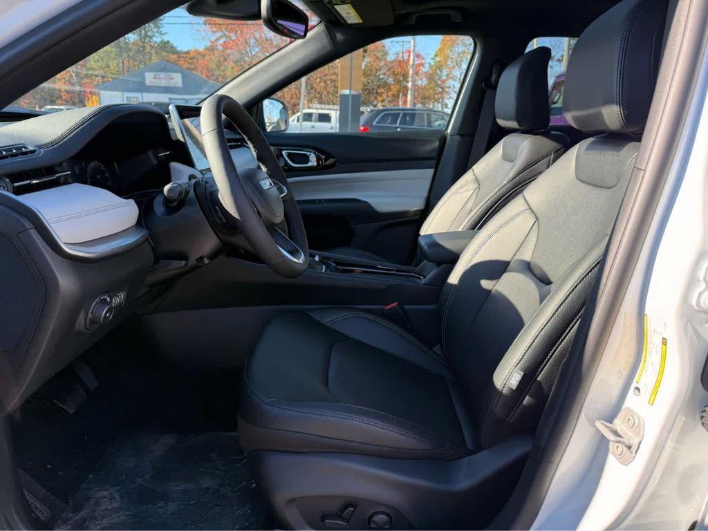 new 2026 Jeep Compass car, priced at $34,520