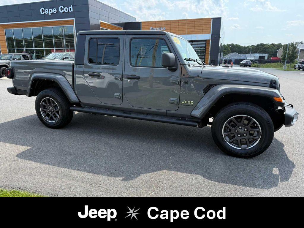 used 2023 Jeep Gladiator car, priced at $33,269