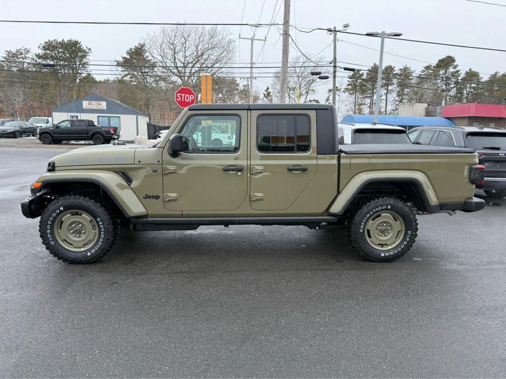 new 2026 Jeep Gladiator car, priced at $53,102