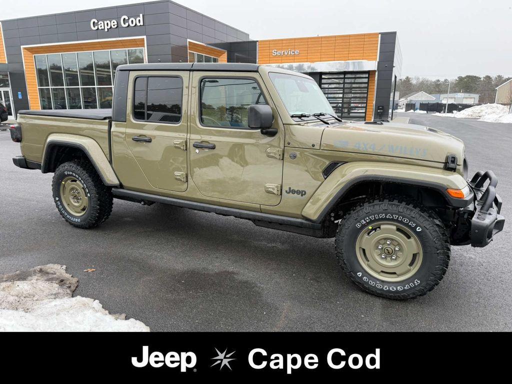 new 2026 Jeep Gladiator car, priced at $54,102