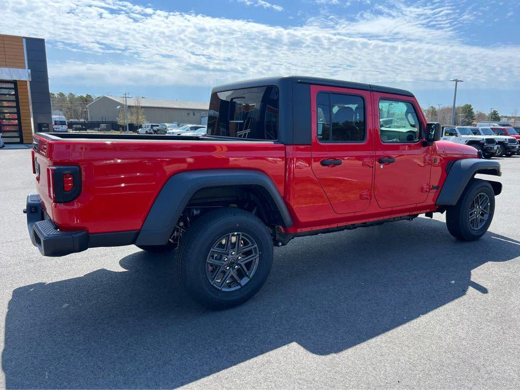 new 2025 Jeep Gladiator car, priced at $38,750