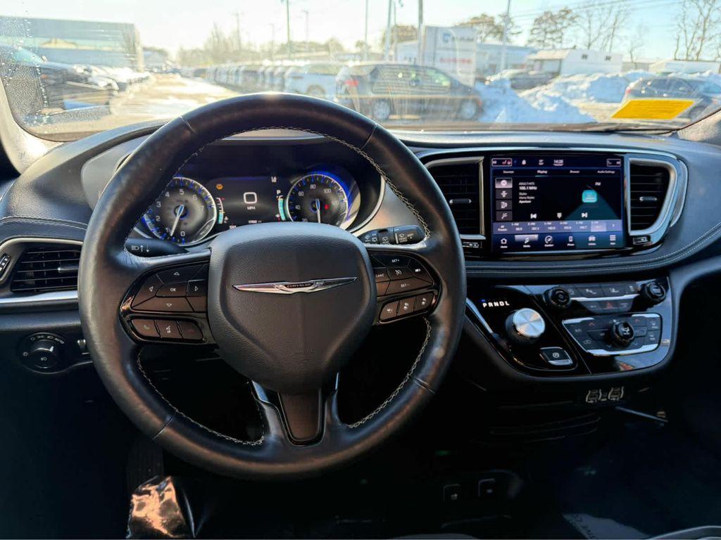 used 2021 Chrysler Pacifica car, priced at $28,675