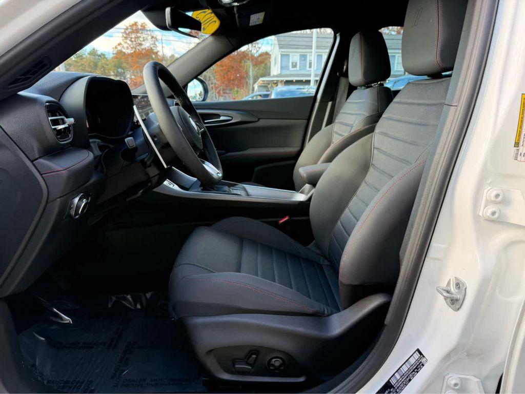 used 2025 Dodge Hornet car, priced at $33,975