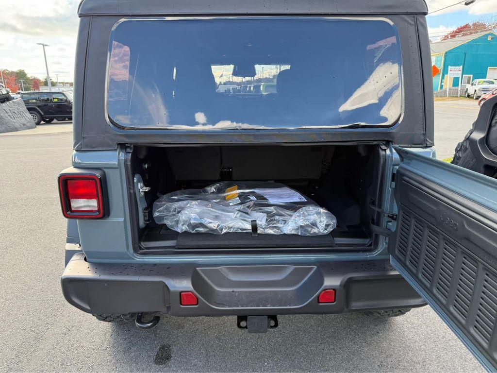 new 2026 Jeep Wrangler car, priced at $47,121