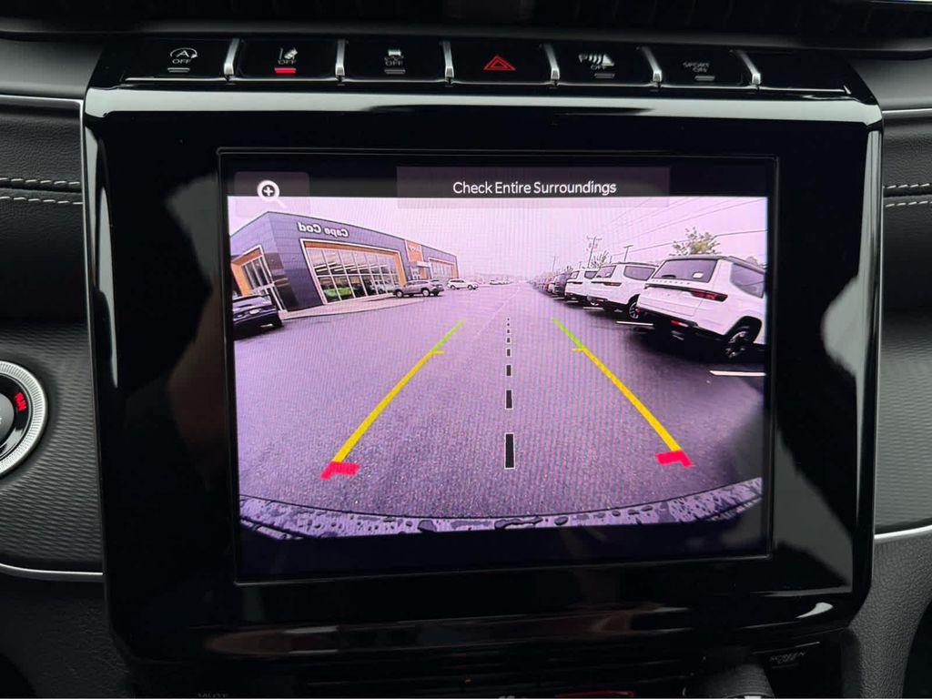 new 2025 Jeep Grand Cherokee car, priced at $35,950