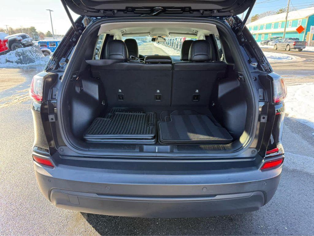 used 2019 Jeep Cherokee car, priced at $16,575