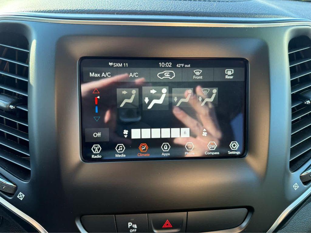 used 2019 Jeep Cherokee car, priced at $16,575