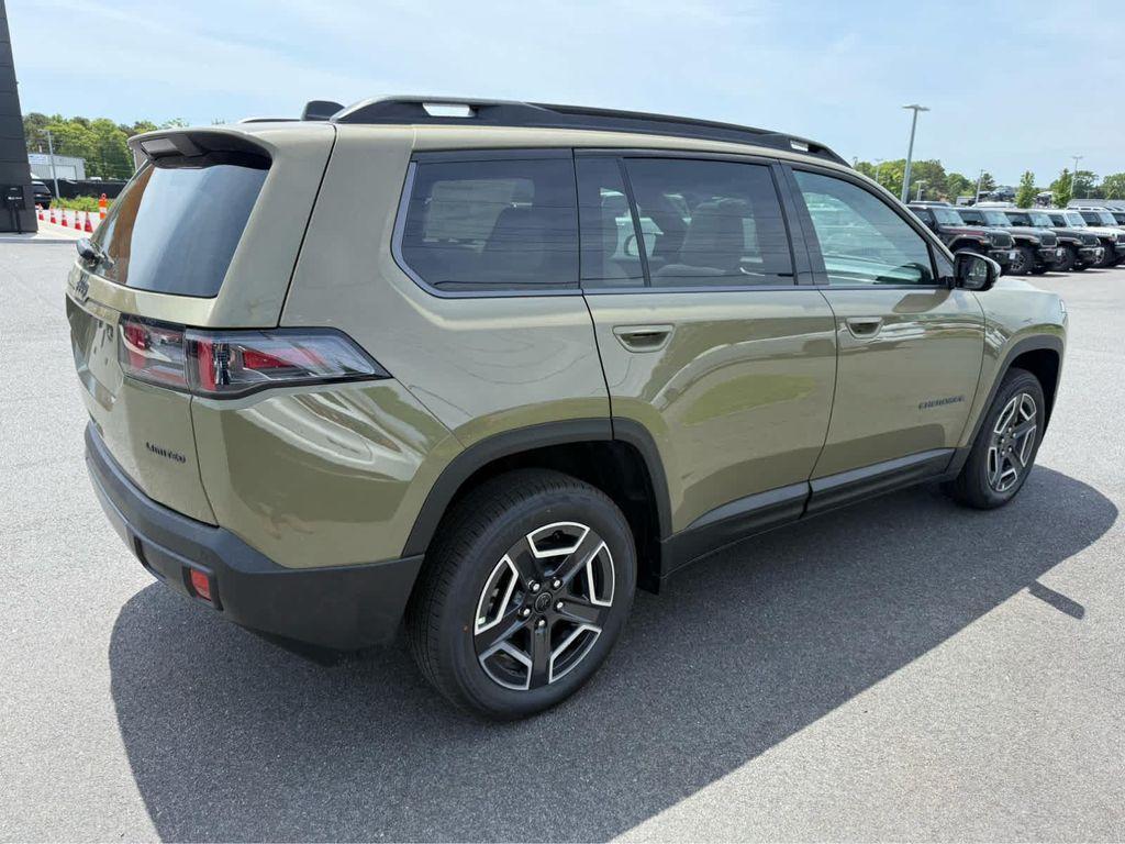 new 2026 Jeep Cherokee car, priced at $41,896