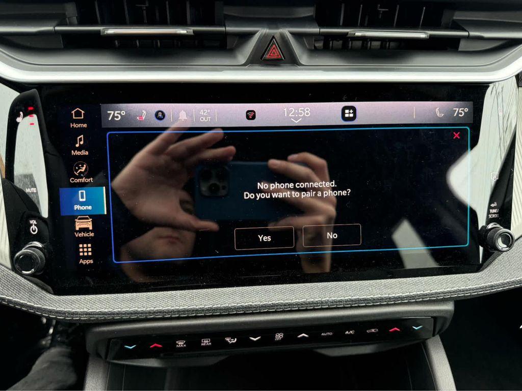 new 2026 Jeep Cherokee car, priced at $39,266