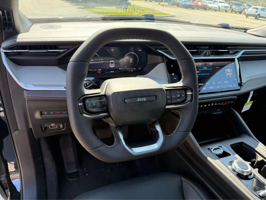 new 2026 Jeep Cherokee car, priced at $42,283