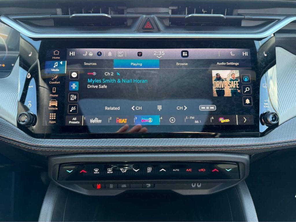 new 2026 Jeep Cherokee car, priced at $42,283