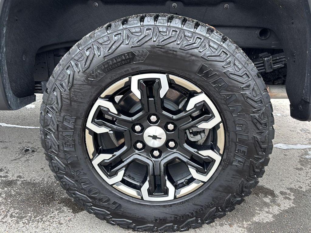 used 2024 Chevrolet Silverado 1500 car, priced at $58,395