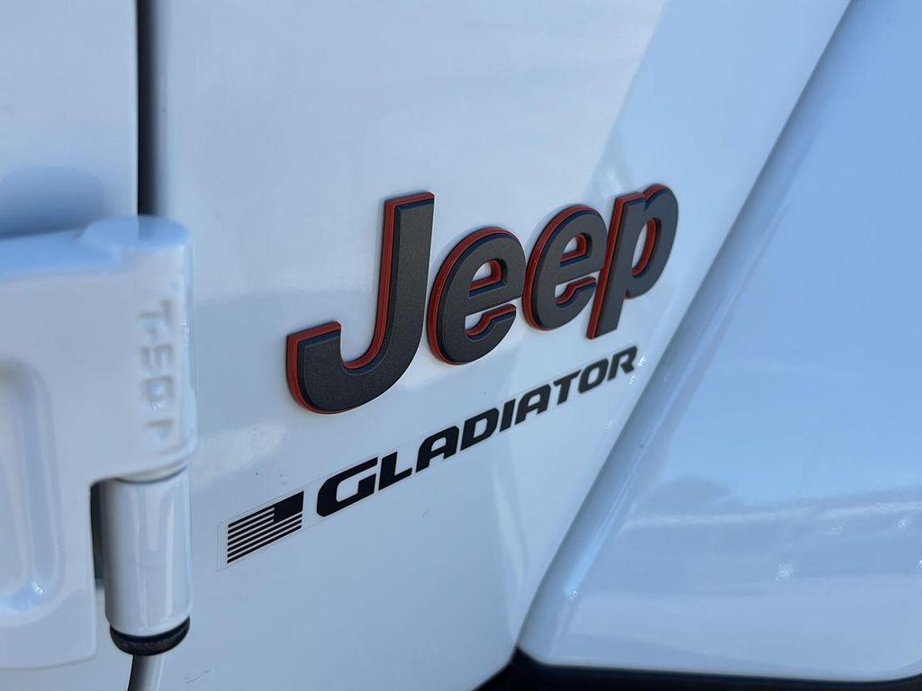 used 2023 Jeep Gladiator car, priced at $37,595