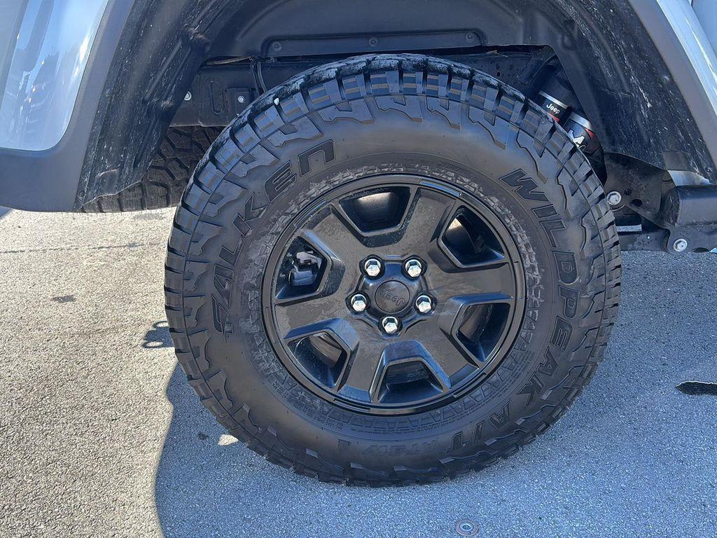 used 2023 Jeep Gladiator car, priced at $37,595