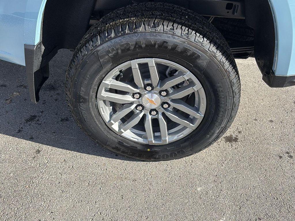 new 2026 Chevrolet Colorado car, priced at $45,720