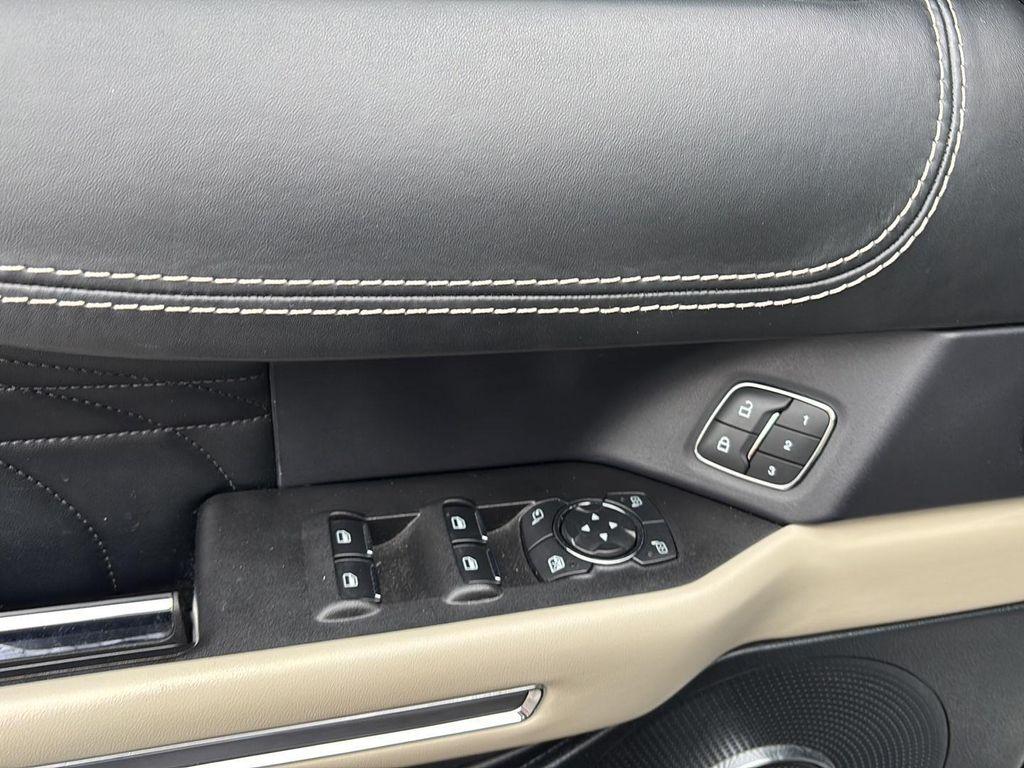 used 2021 Ford Expedition car, priced at $41,995