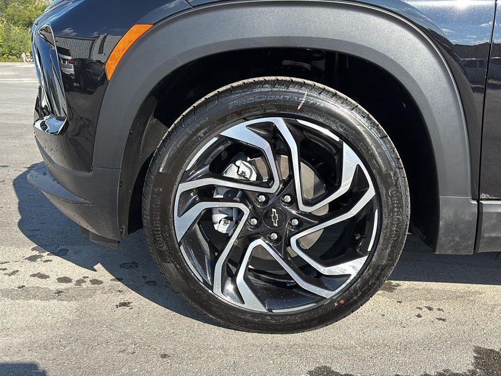 new 2026 Chevrolet TrailBlazer car, priced at $33,830