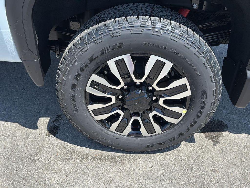 new 2026 GMC Sierra 3500 car, priced at $104,237