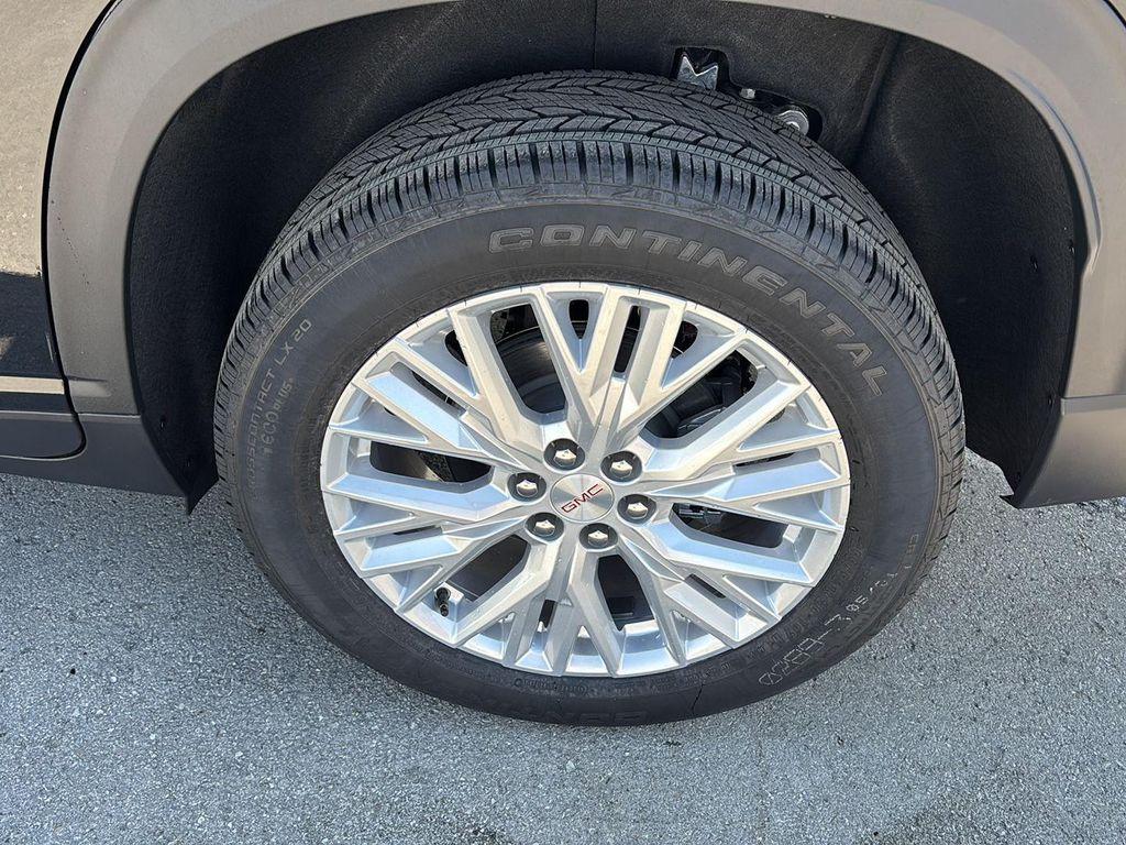 new 2026 GMC Acadia car, priced at $52,727