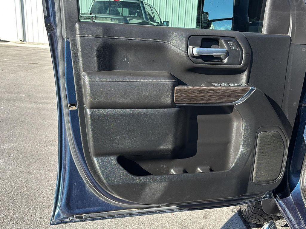 used 2021 Chevrolet Silverado 2500 car, priced at $37,795