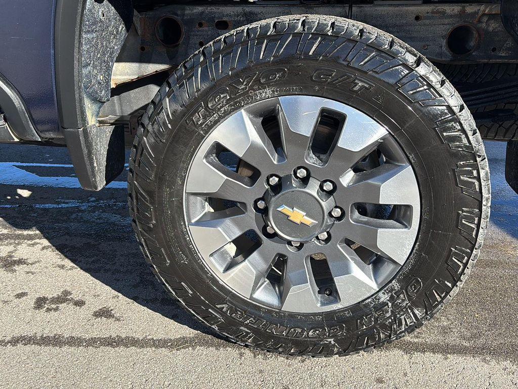 used 2021 Chevrolet Silverado 2500 car, priced at $37,795