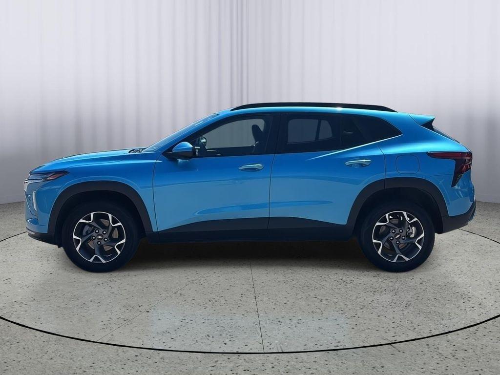 used 2025 Chevrolet Trax car, priced at $23,547