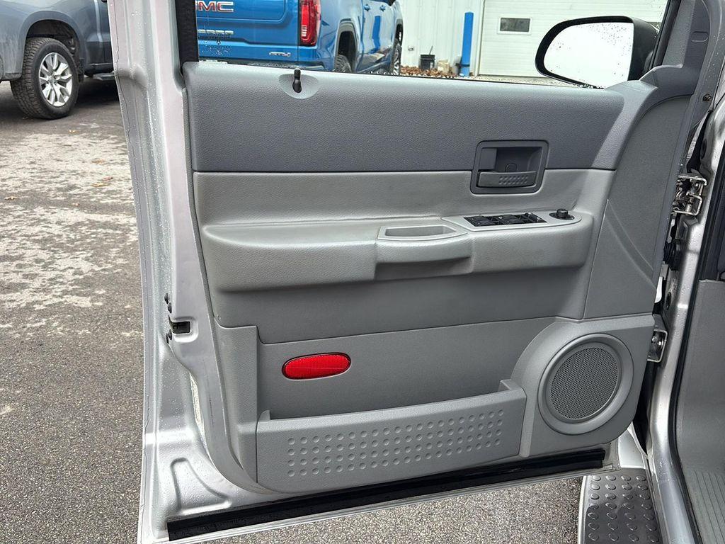 used 2005 Dodge Durango car, priced at $7,899