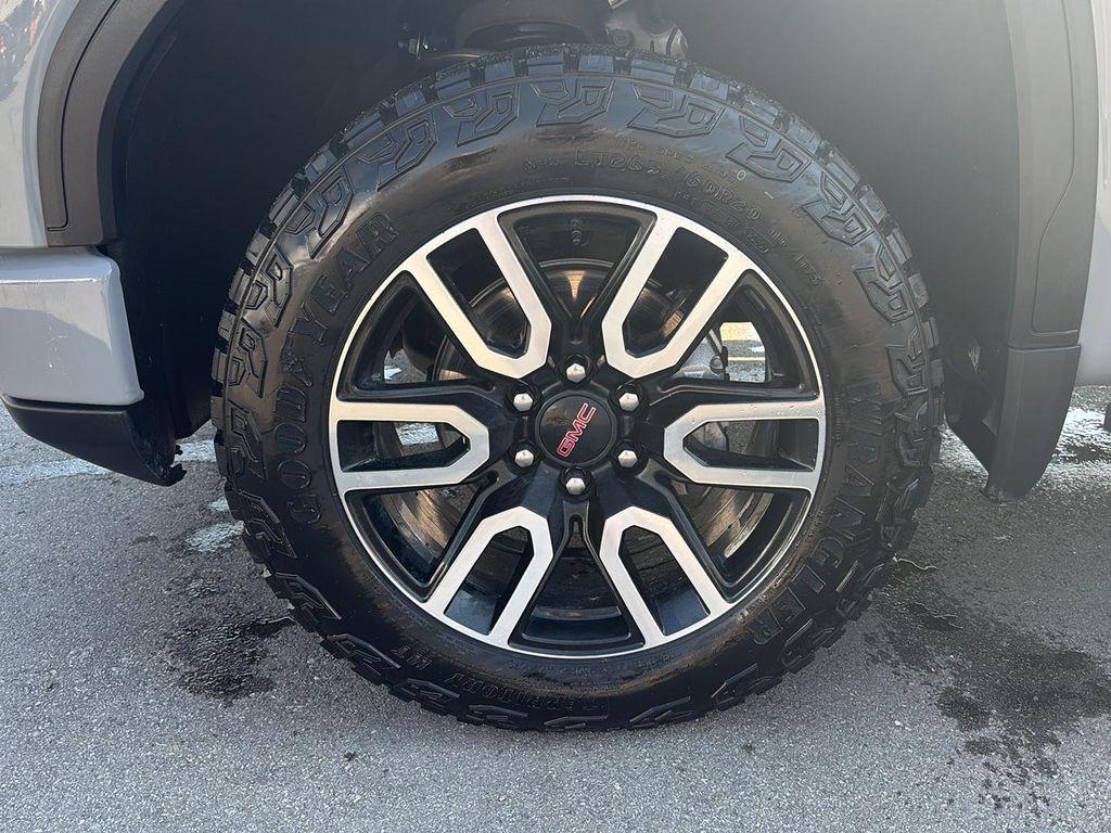 used 2024 GMC Sierra 1500 car, priced at $49,995