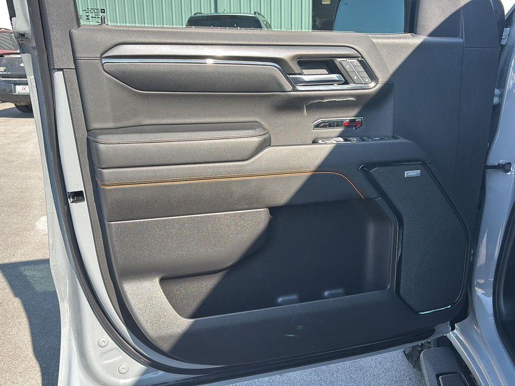 used 2024 GMC Sierra 1500 car, priced at $49,995