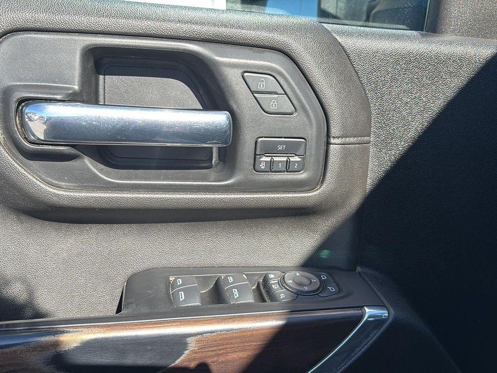 used 2022 GMC Sierra 2500 car, priced at $53,995