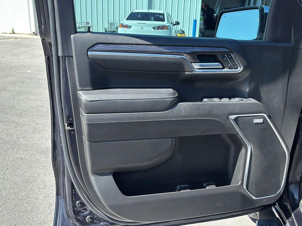used 2023 Chevrolet Silverado 1500 car, priced at $40,547