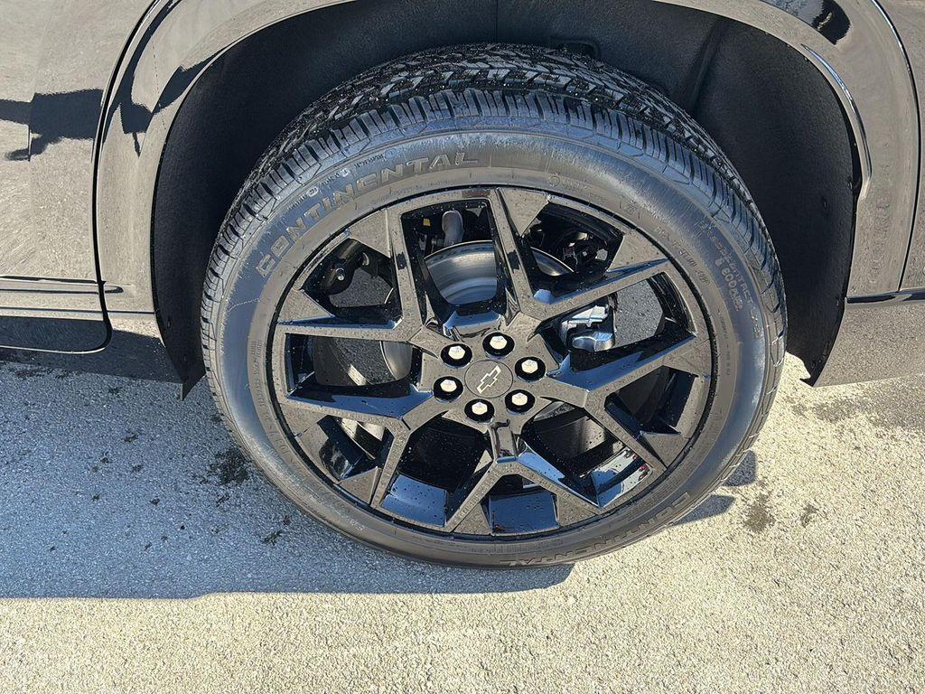new 2026 Chevrolet Traverse car, priced at $57,820