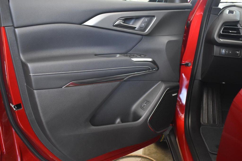 new 2025 Chevrolet Traverse car, priced at $47,125