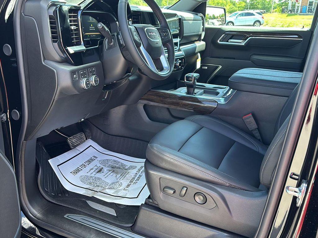 new 2026 GMC Sierra 1500 car, priced at $65,032