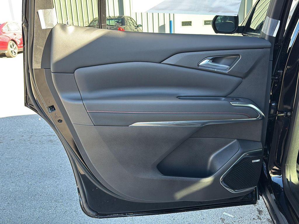 new 2026 Chevrolet Traverse car, priced at $60,730