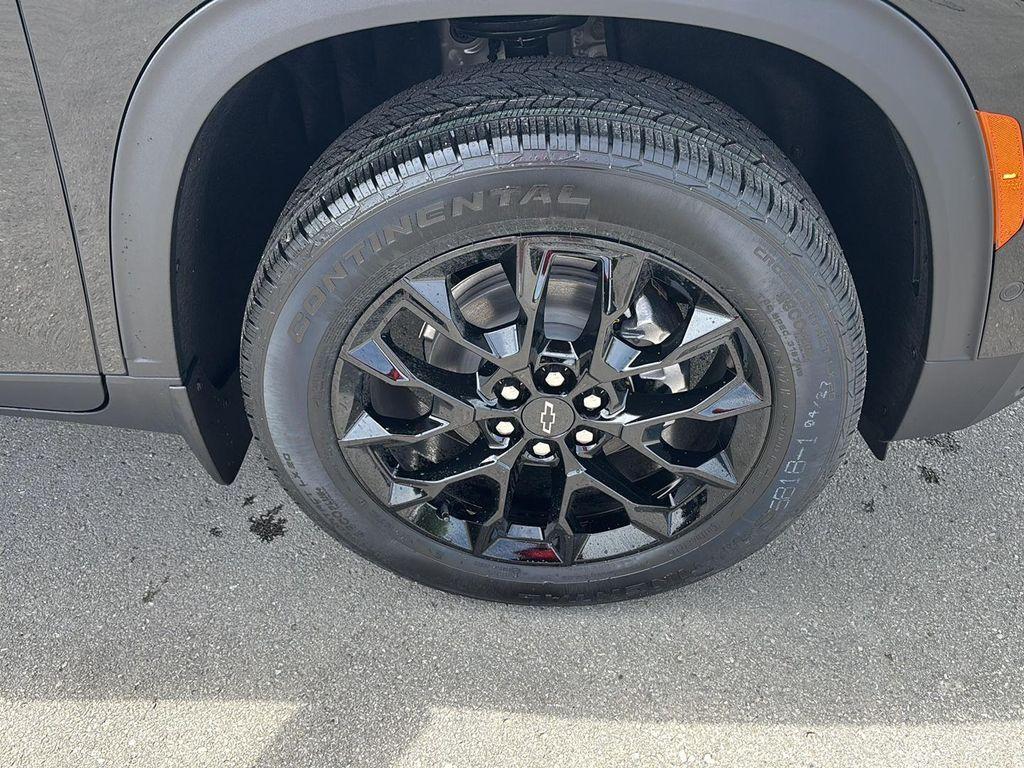 new 2026 Chevrolet Traverse car, priced at $55,164