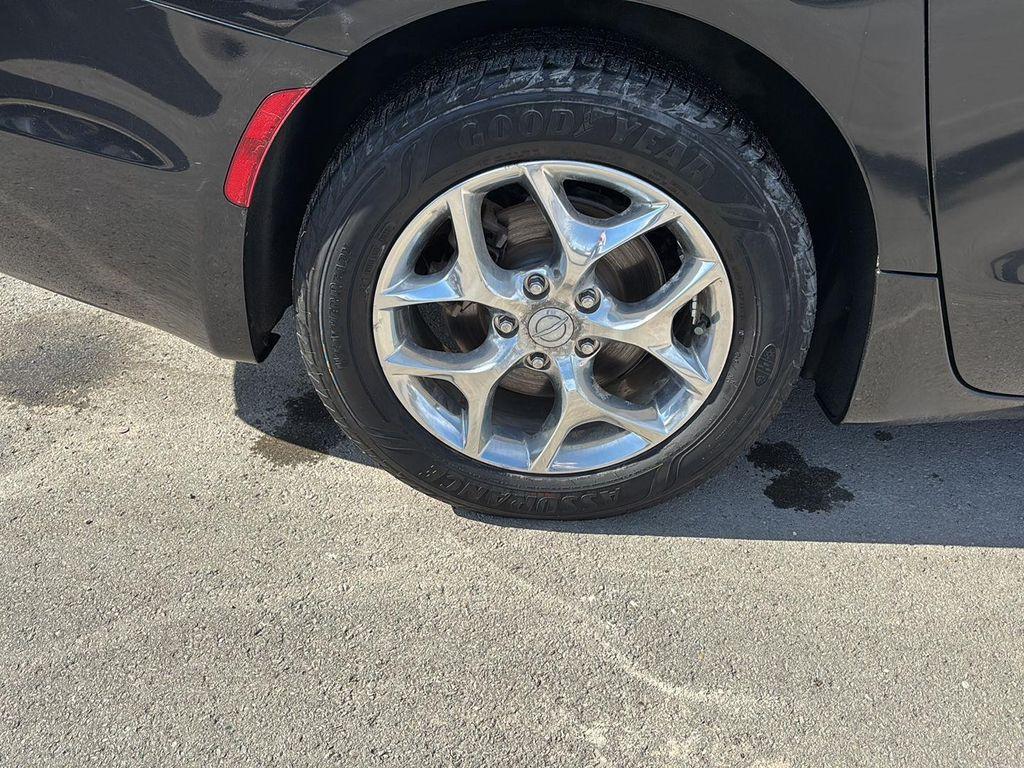 used 2017 Chrysler Pacifica car, priced at $14,895