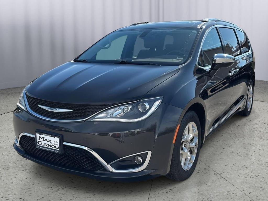 used 2017 Chrysler Pacifica car, priced at $14,895