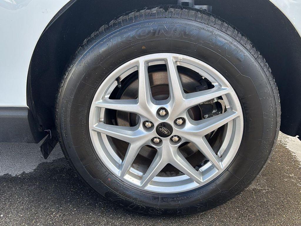 used 2024 Ford Edge car, priced at $22,795