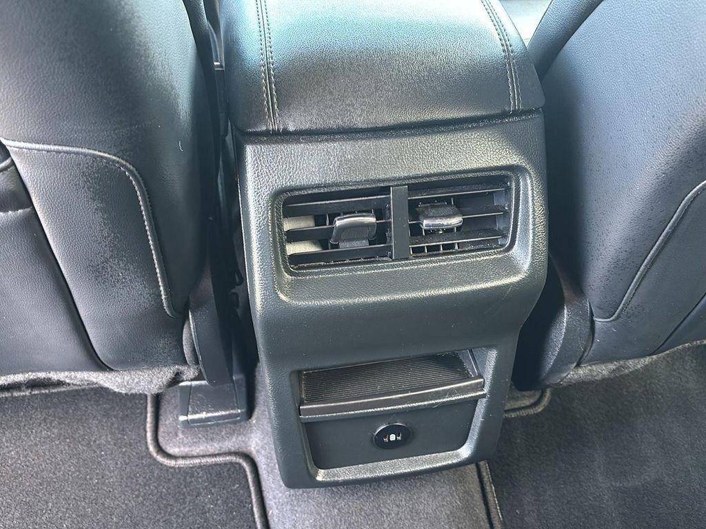 used 2024 Ford Edge car, priced at $22,795