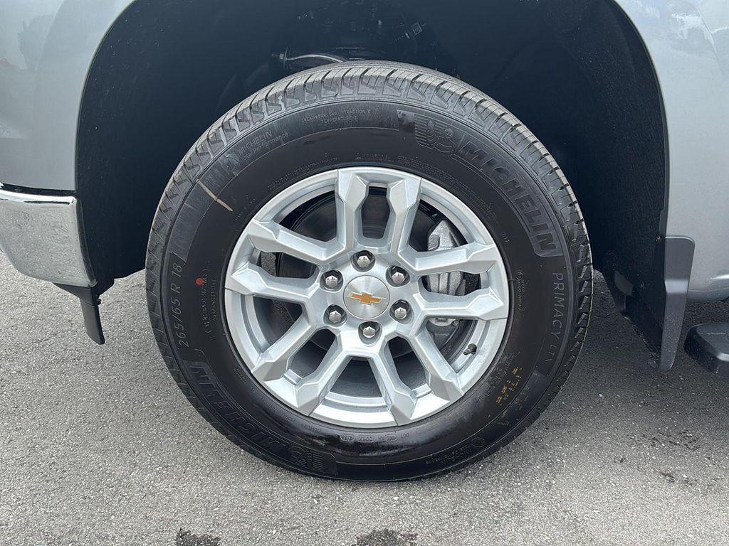 new 2025 Chevrolet Silverado 1500 car, priced at $46,300