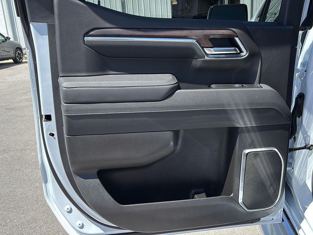 new 2026 GMC Sierra 1500 car, priced at $72,377
