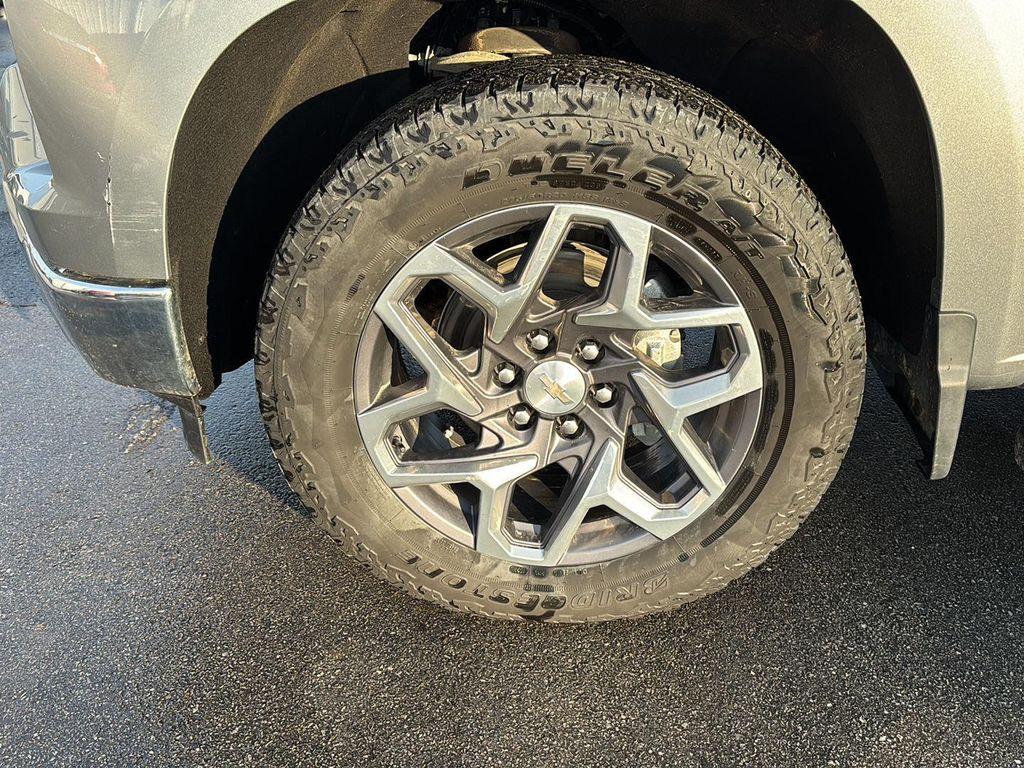 used 2024 Chevrolet Silverado 1500 car, priced at $44,995