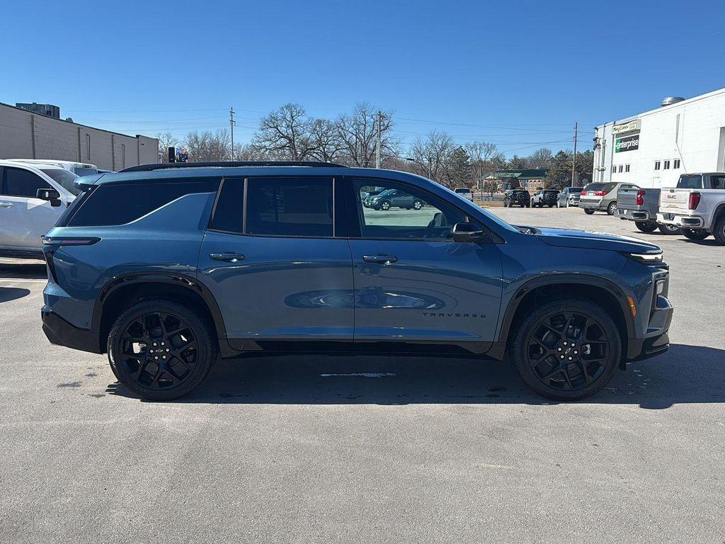 new 2026 Chevrolet Traverse car, priced at $57,820
